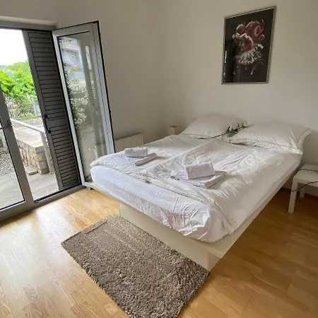 Apartment Apolon
