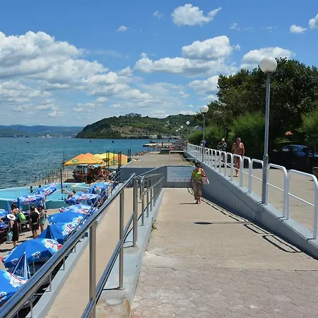 Apolon Apartment Izola
