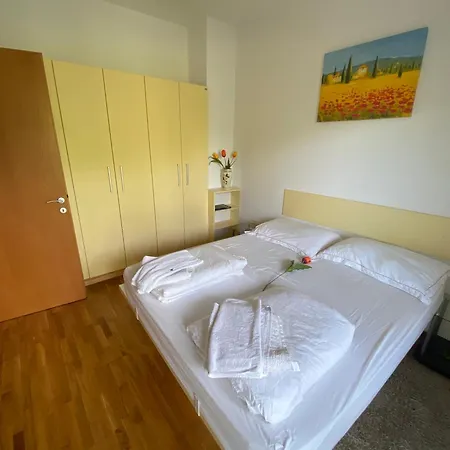 Apartment Apolon Izola