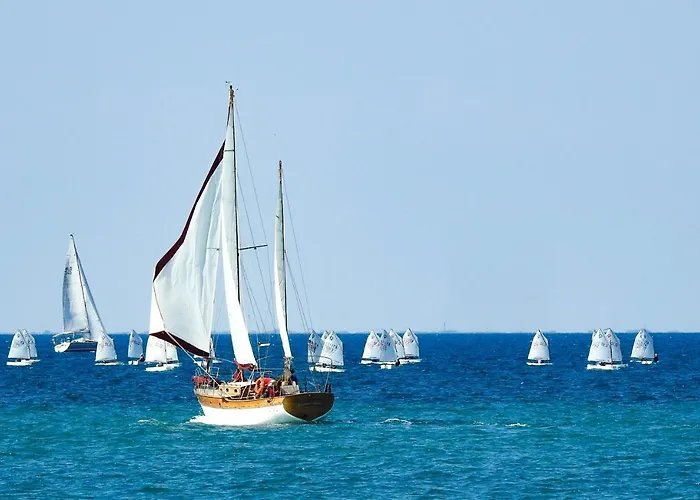 Apolon アパート イゾラ