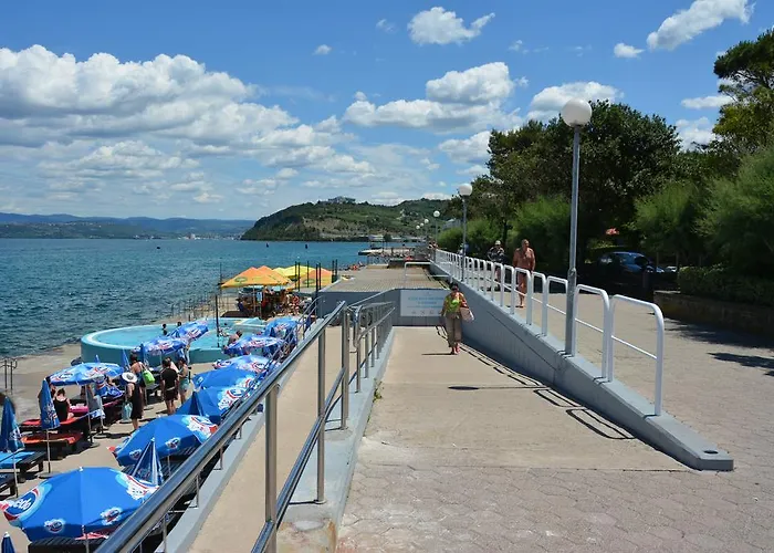 Apolon 아파트 이졸라